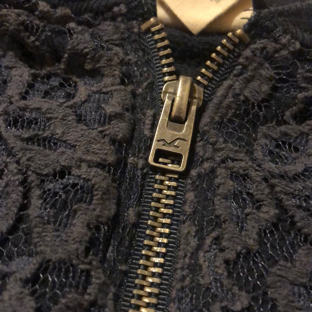 Jacket - Picture 4 of 6